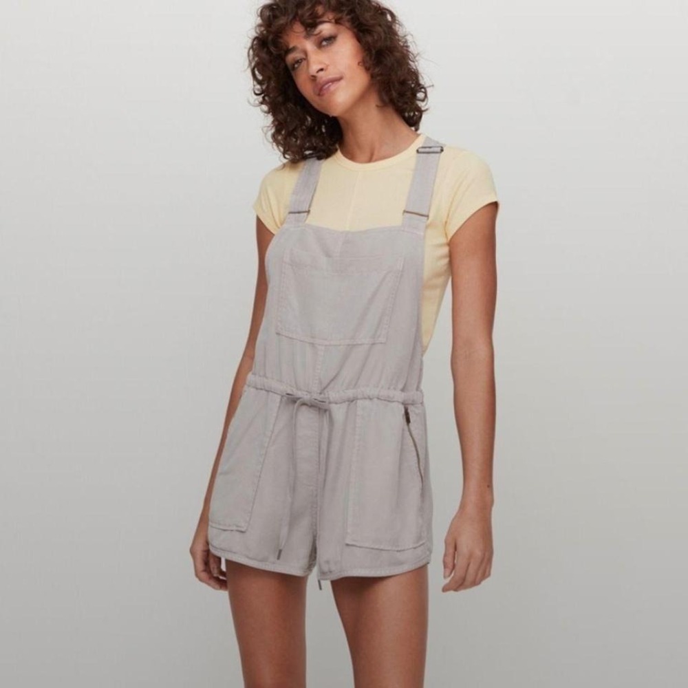 Wilfred Aritzia grey overalls romper‎ S sleeveless crossback adjustable straps